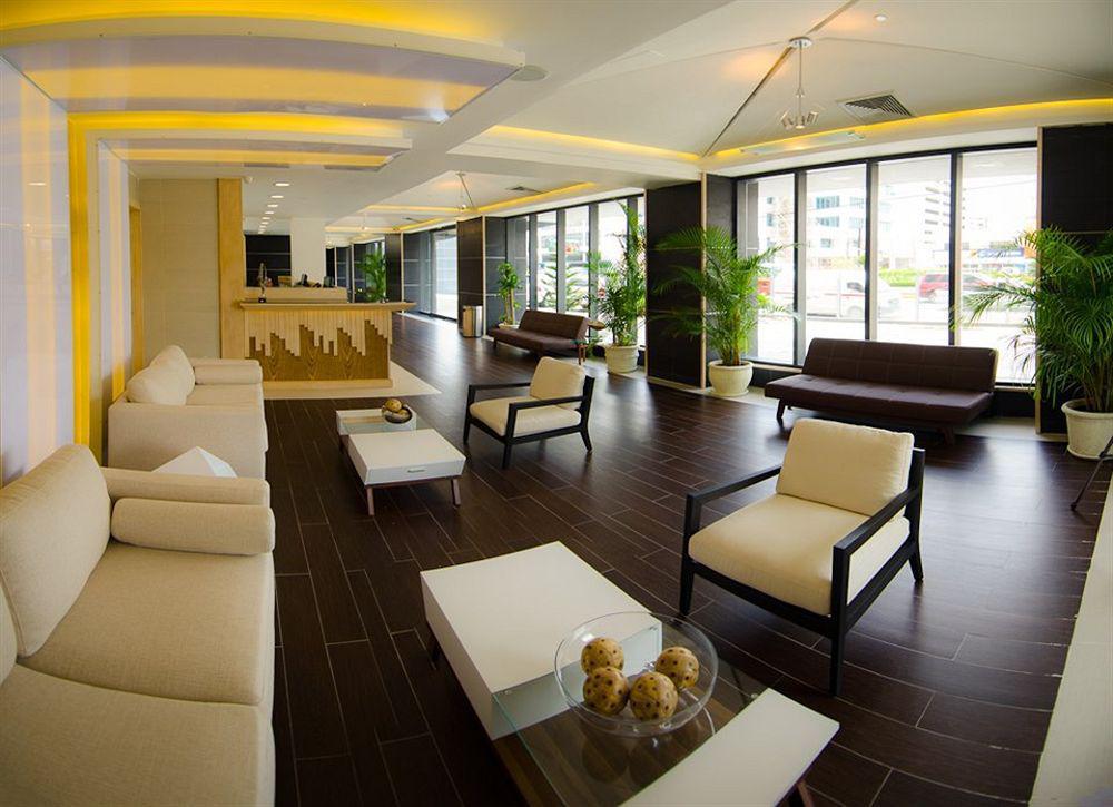 Weston Suites Hotel Санто Доминго Екстериор снимка
