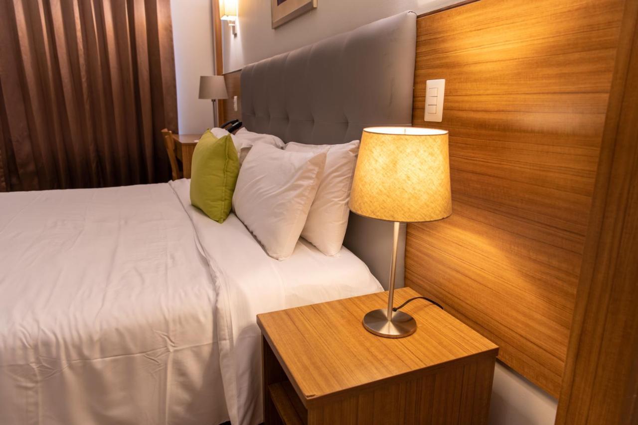 Weston Suites Hotel Санто Доминго Екстериор снимка