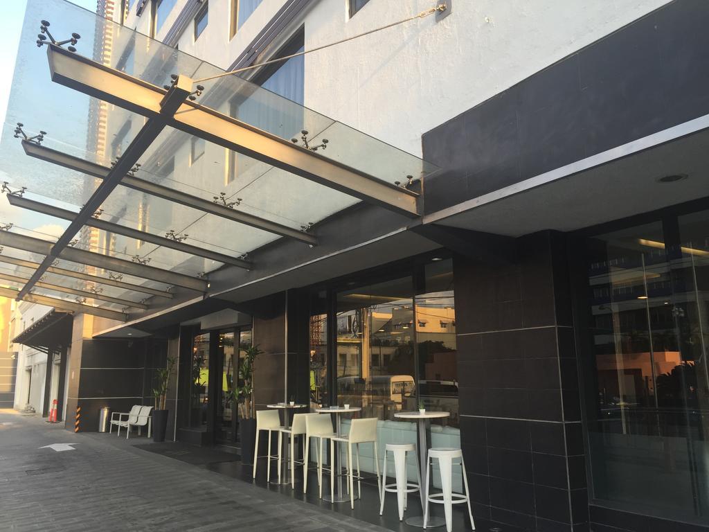 Weston Suites Hotel Санто Доминго Екстериор снимка