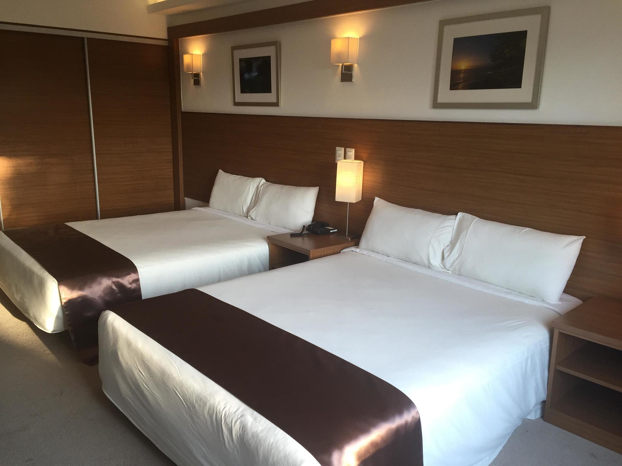Weston Suites Hotel Санто Доминго Екстериор снимка